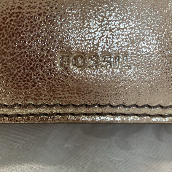 Fossil Campbell Sling Bag in Metallic Gold EUC - Picture 11 of 12